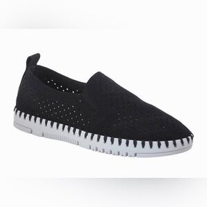 Elegant Black Perforated Women's Loafers